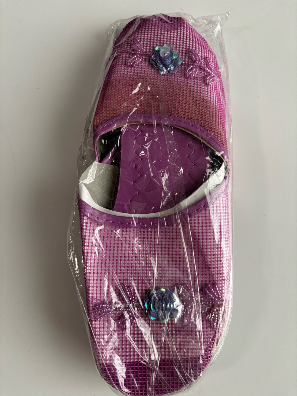 NWT Women’s House Slippers in Pink, size 7